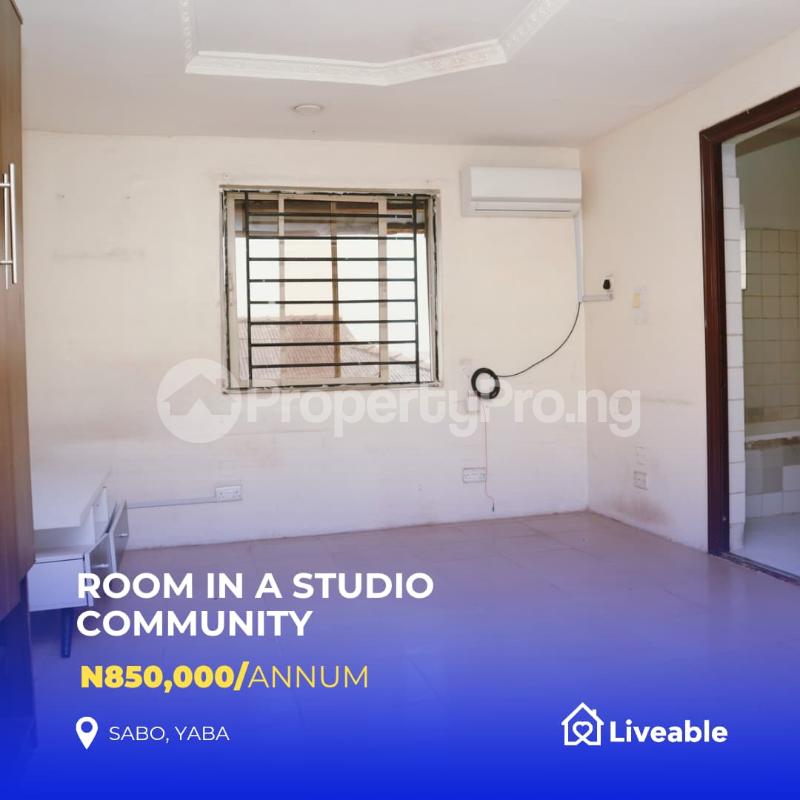 1 bedroom Flat / Apartment for rent 2 Funsho Street Links, Iwaya Sabo Yaba Lagos
