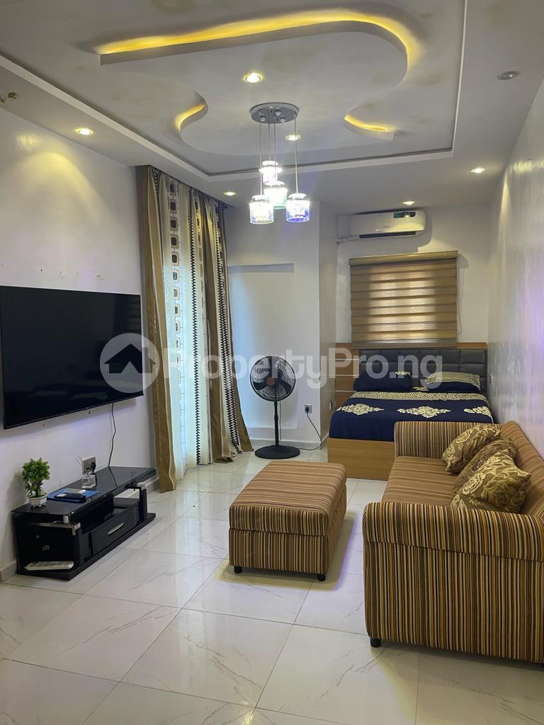 1 bedroom Flat / Apartment for shortlet Fola Agoro Yaba Lagos