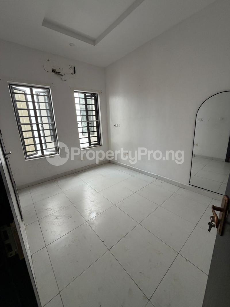 1 bedroom Flat / Apartment for rent Estate Orchid Lekki Lagos
