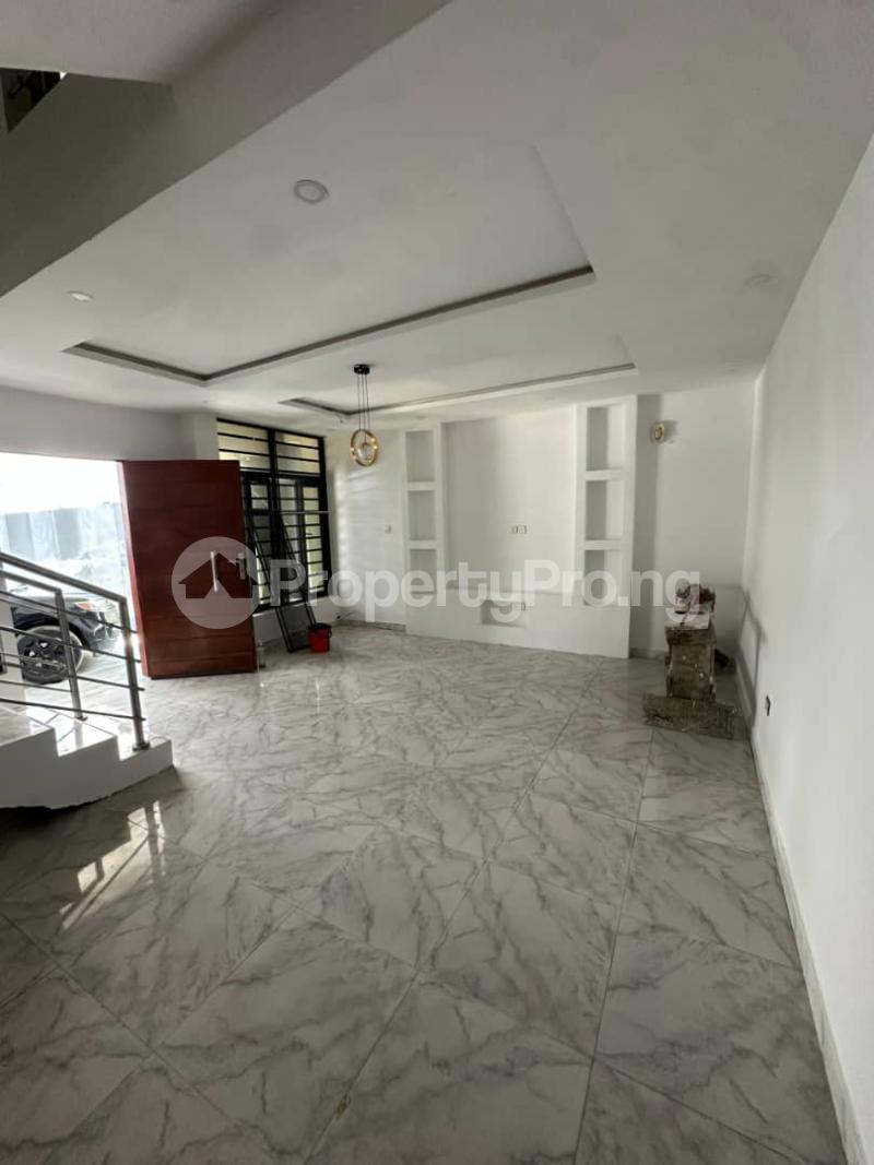 3 bedroom House for rent Ologolo Lekki Ologolo Lekki Lagos