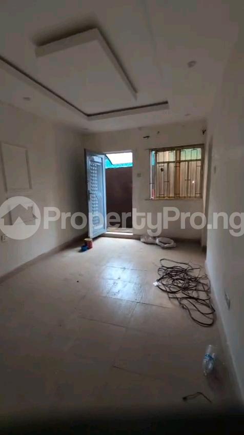 1 bedroom Flat / Apartment for rent Fadeyi Shomolu Lagos