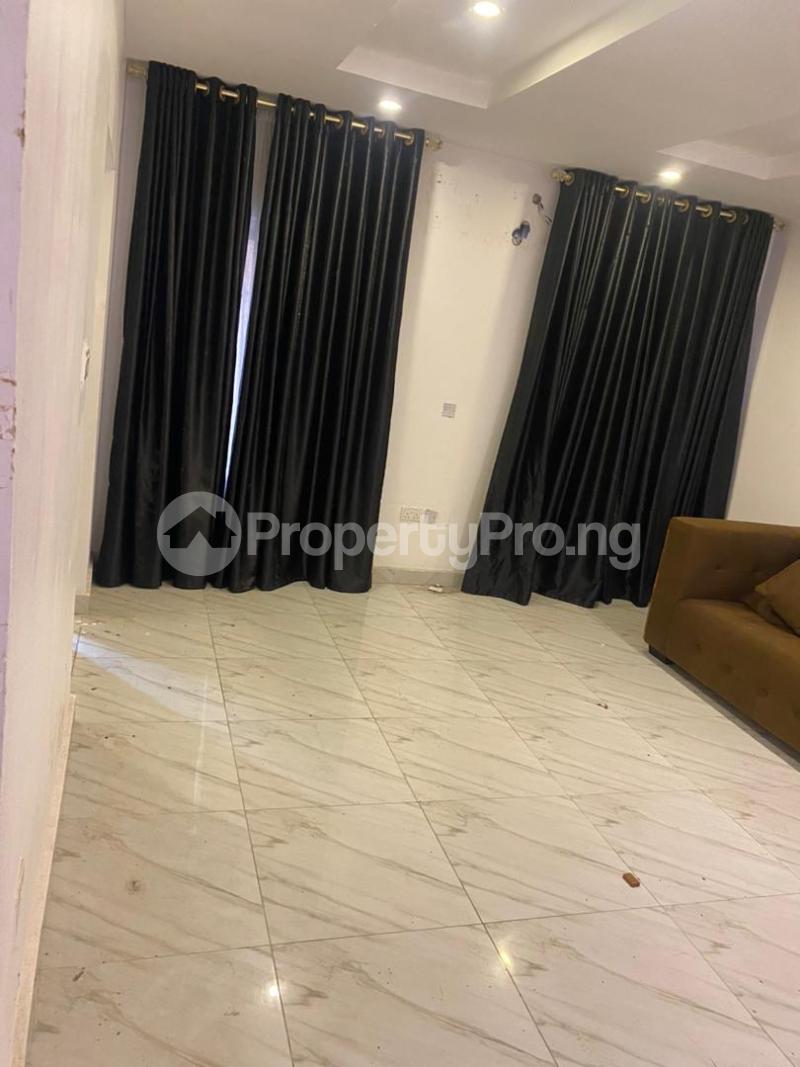 Flat / Apartment for rent  Osapa london Lekki Lagos
