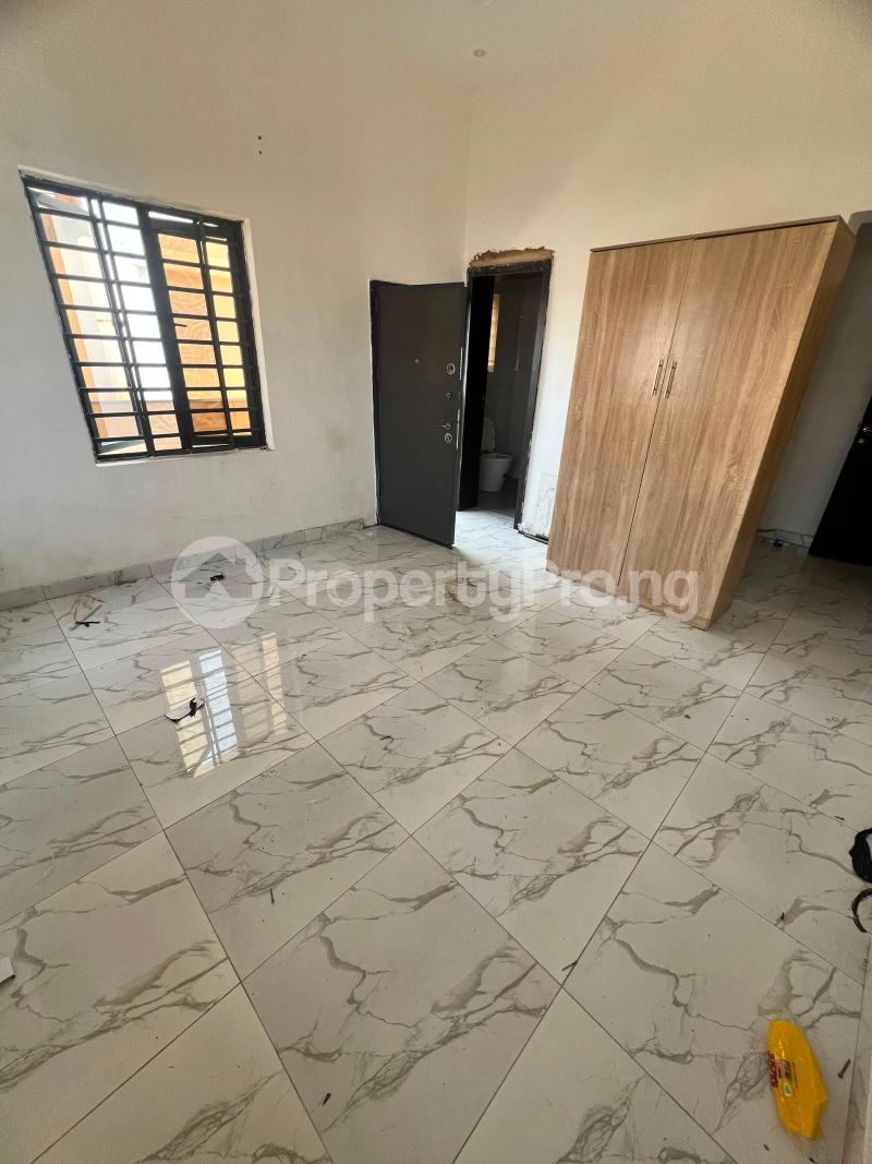 1 bedroom Flat / Apartment for rent Jakande Ologolo Lekki Lagos
