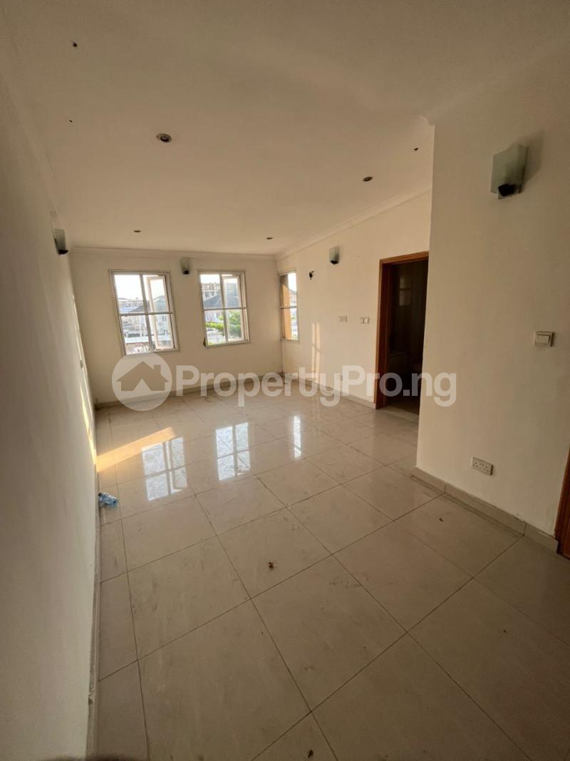1 bedroom Flat / Apartment for rent Off Gbangbala Street Ikate Lekki Lagos