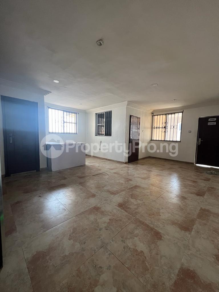 1 bedroom Flat / Apartment for rent chevron Lekki Lagos