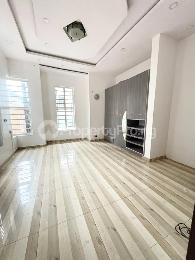 1 bedroom Flat / Apartment for rent chevron Lekki Lagos