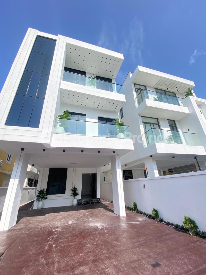 5 bedroom House for sale chevron Lekki Lagos