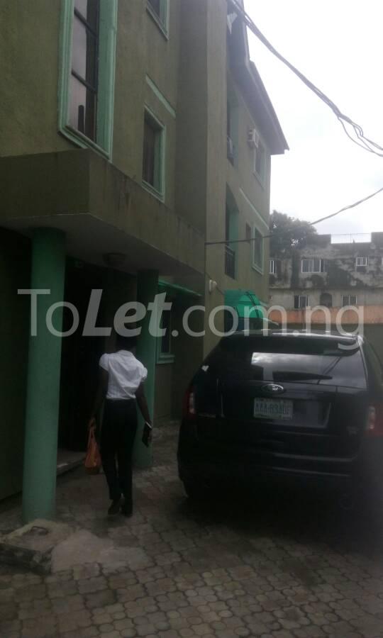 3 bedroom Flat / Apartment for rent 26 Adebisi Street Alagomeji Yaba Lagos