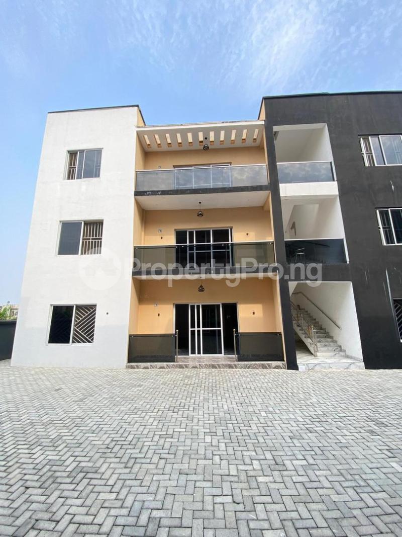 2 bedroom Flat / Apartment for sale Off Mobile Road, Ilaje Ajah Lagos