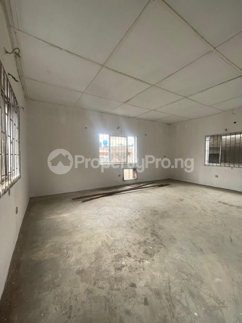 2 bedroom Commercial Property for rent Borno Way Lekki Lagos - 0