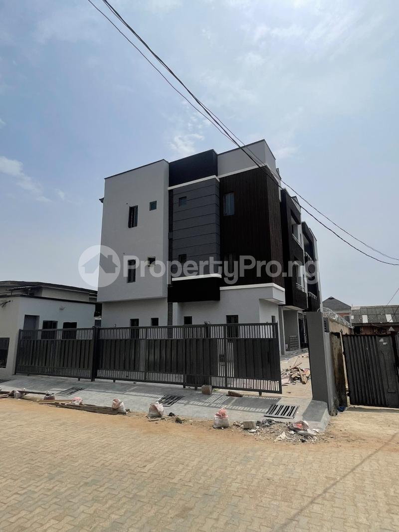 3 bedroom Flat / Apartment for sale Gbagada Lagos