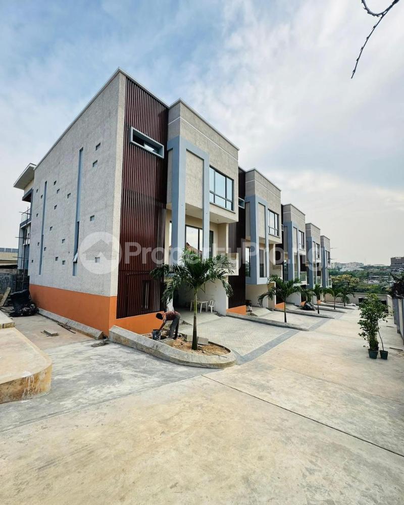 4 bedroom House for sale Omole phase 1 Ojodu Lagos