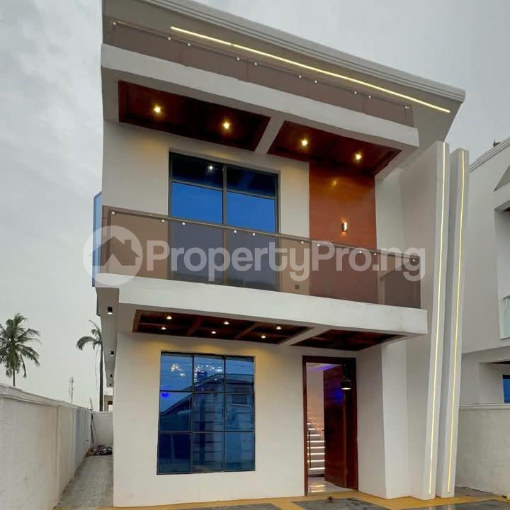 4 bedroom House for sale Fagba Agege Lagos