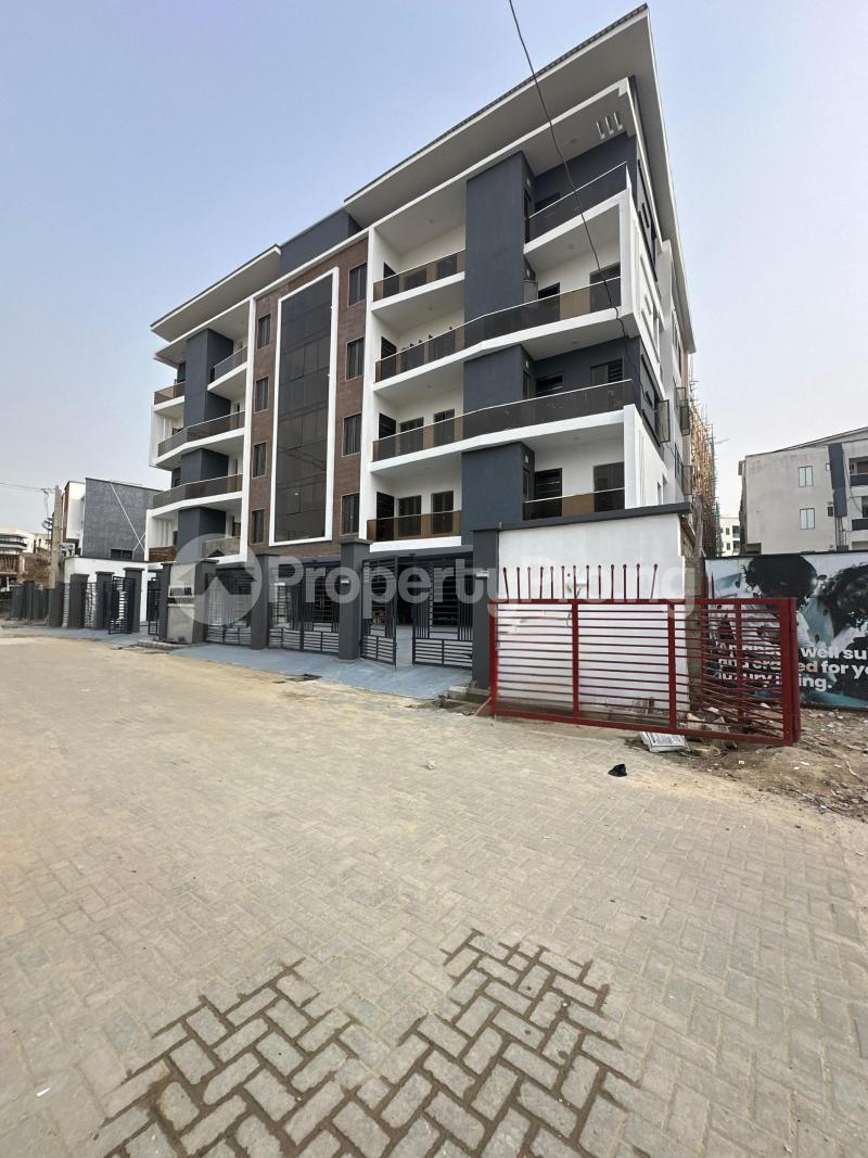 4 bedroom Flat / Apartment for sale Lekki Phase 1 Lekki Lagos
