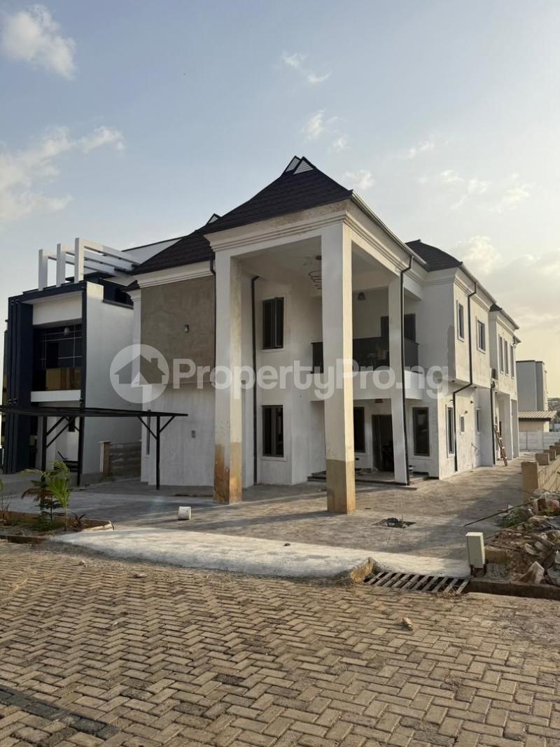 4 bedroom House for sale Engr. Lere Adigun Gra Basorun Ibadan Oyo
