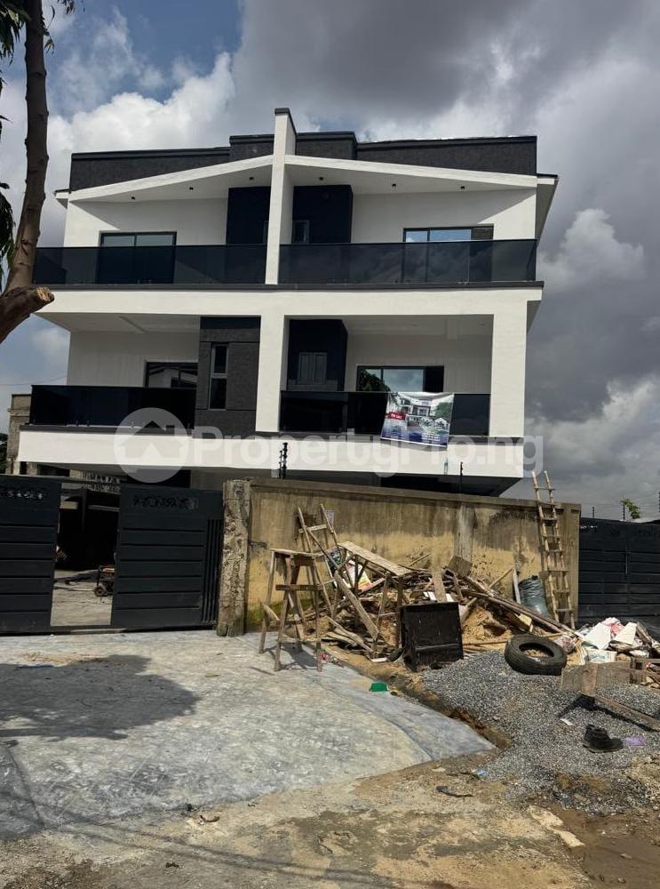 House for sale Omole phase 1 Ojodu Lagos