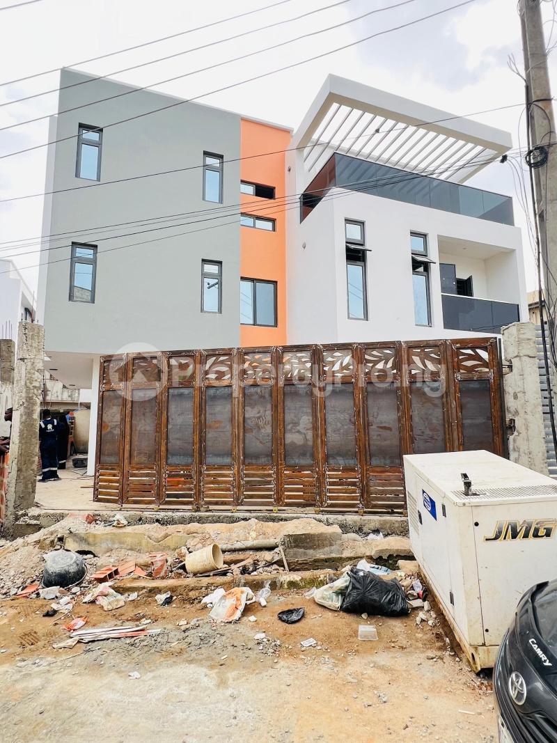 4 bedroom House for sale Maryland Lagos