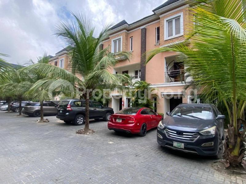 House for sale Jordan Brooke Estate, Osapa london Lekki Lagos - 0
