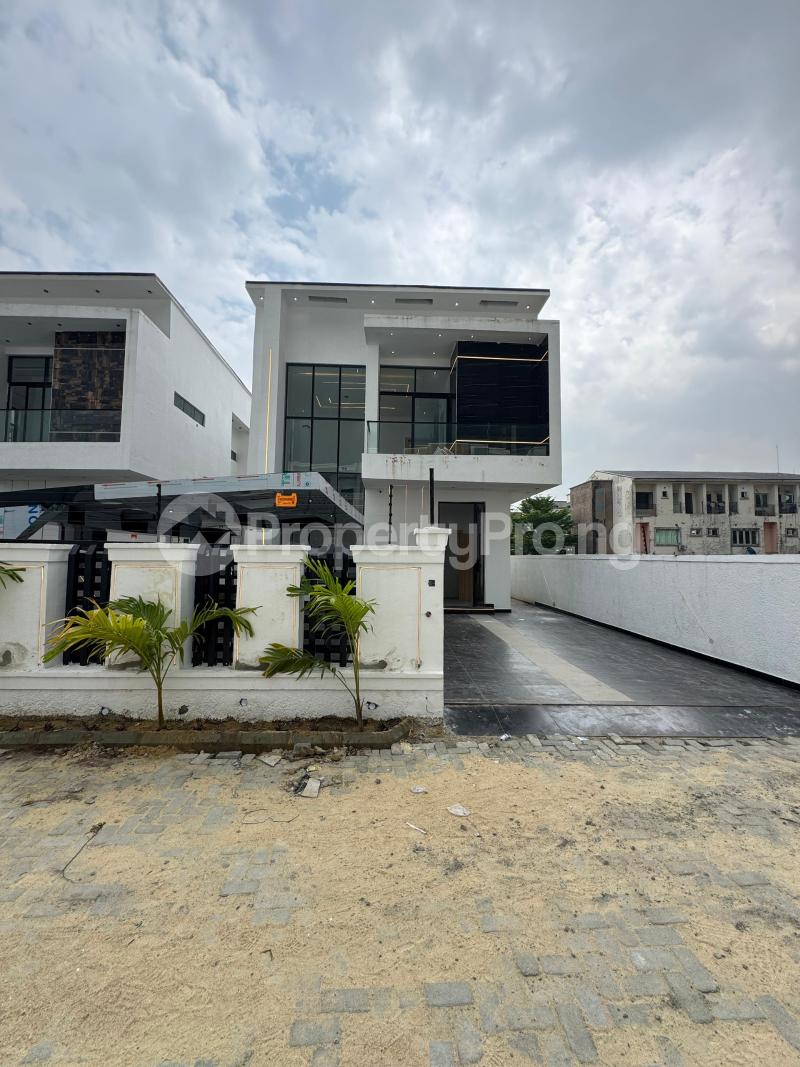 5 bedroom House for sale In A Call To Enter Estate Chevron Lekki Lagos