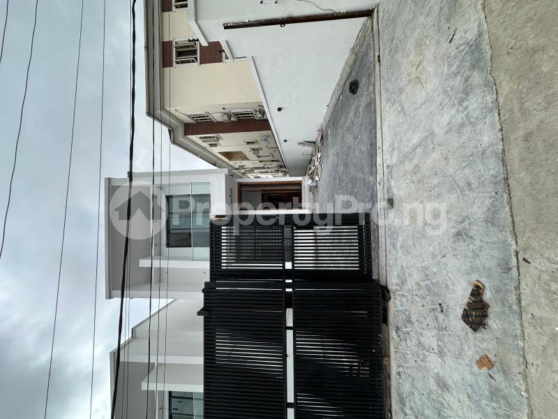 5 bedroom House for sale Osapa london Lekki Lagos