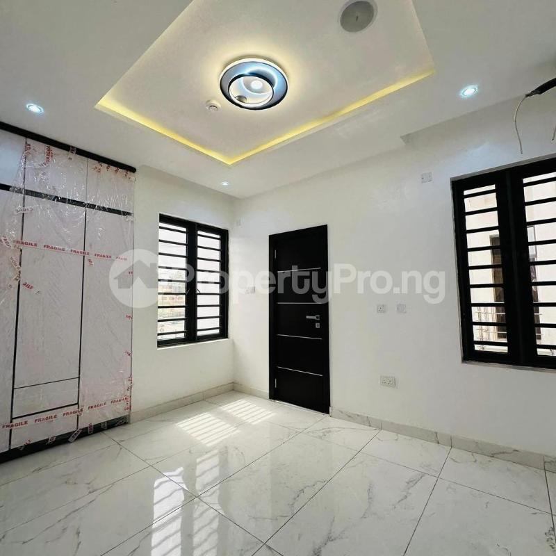 5 bedroom House for sale Omole Phase 1, Ikeja Lagos - 0