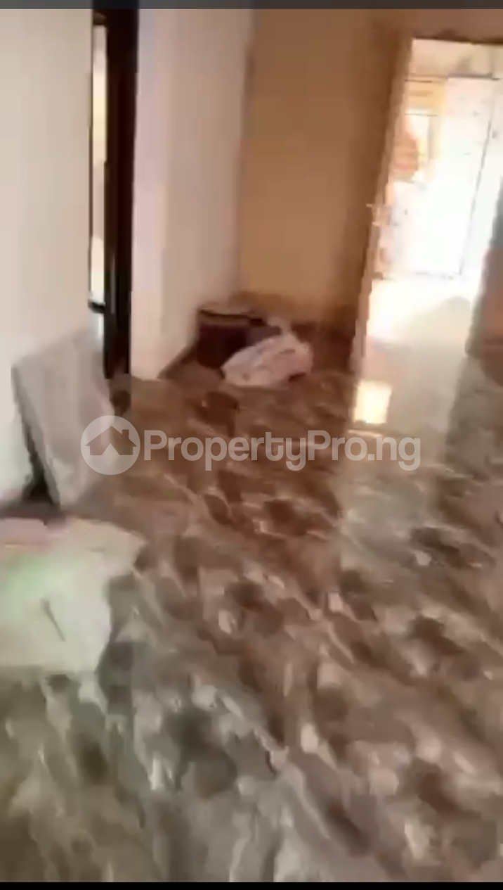 3 bedroom Flat / Apartment for rent Ayodele Soluyi Gbagada Lagos