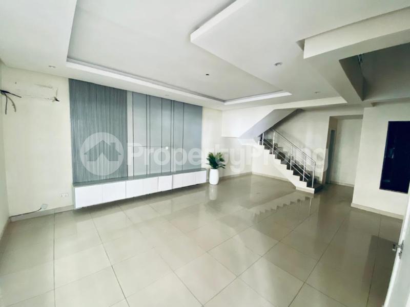 4 bedroom House for rent Ologolo Lifestyle Ologolo Lekki Lagos
