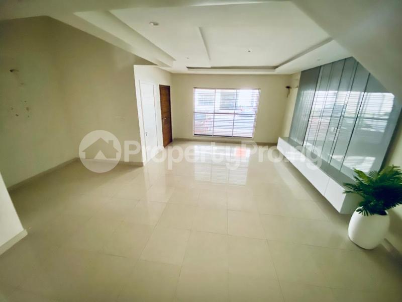 4 bedroom House for rent Ologolo Lifestyle Ologolo Lekki Lagos