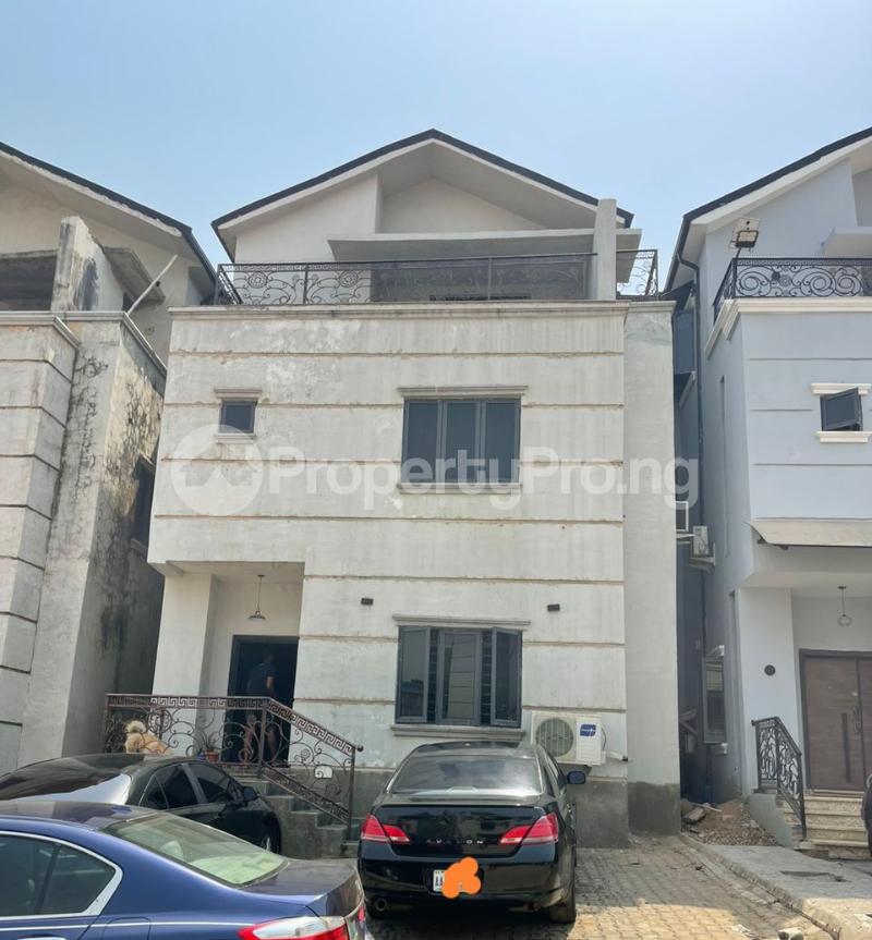 5 bedroom House for sale Close To Wuye Market Wuye Abuja