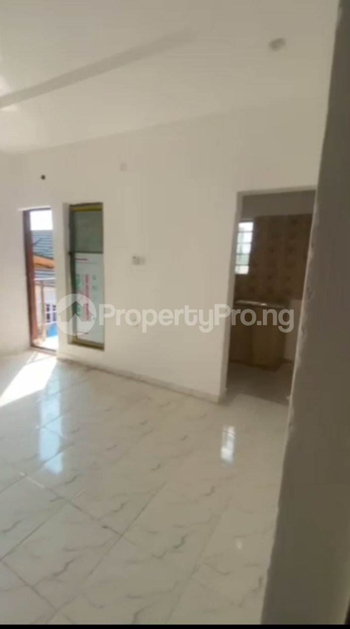Flat / Apartment for rent Pedro Road Palmgrove Shomolu Lagos