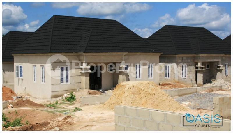 2 bedroom House for sale Oasis Court, Poka Epe Lagos