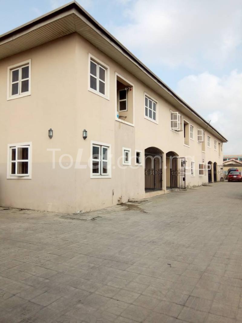 4 bedroom House for rent Eletu Street, Osapa london Lekki Lagos