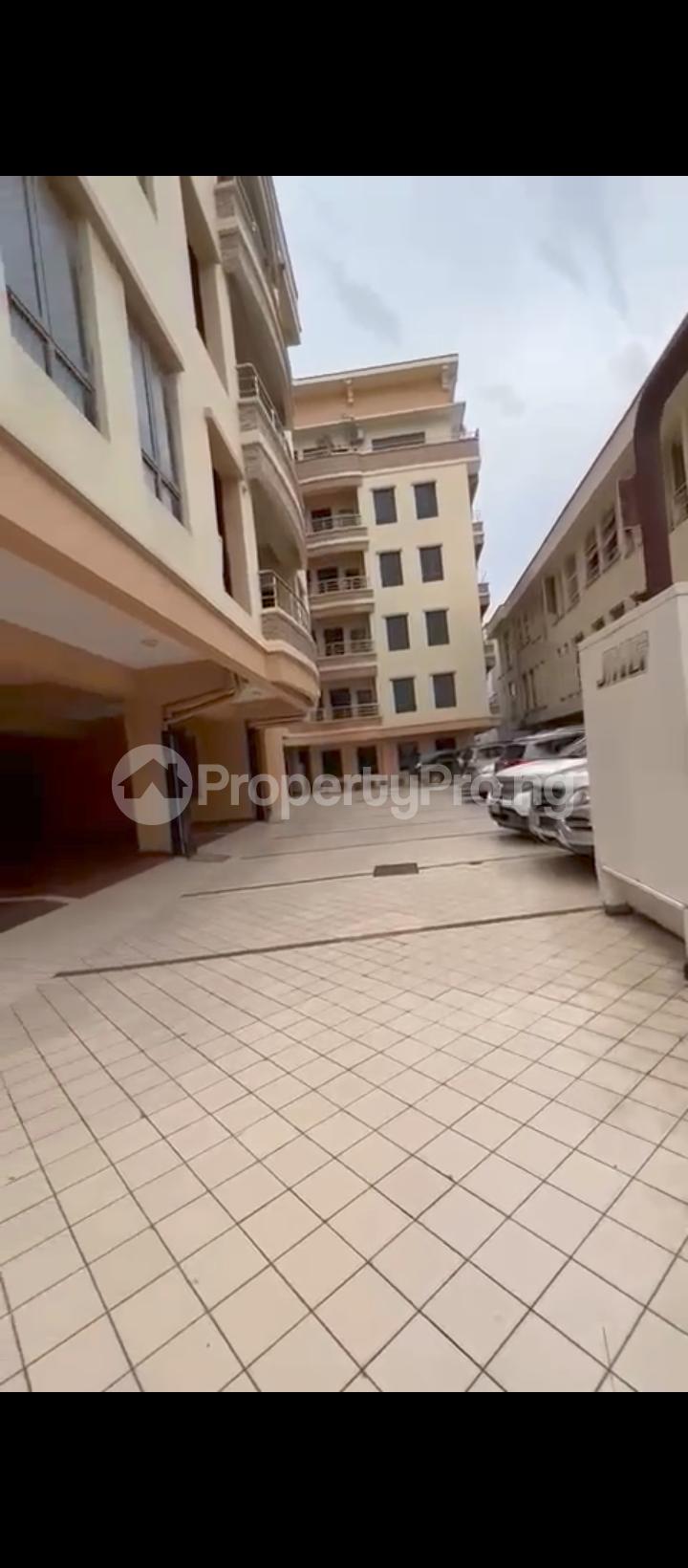 1 bedroom Flat / Apartment for sale ONIRU Victoria Island Lagos