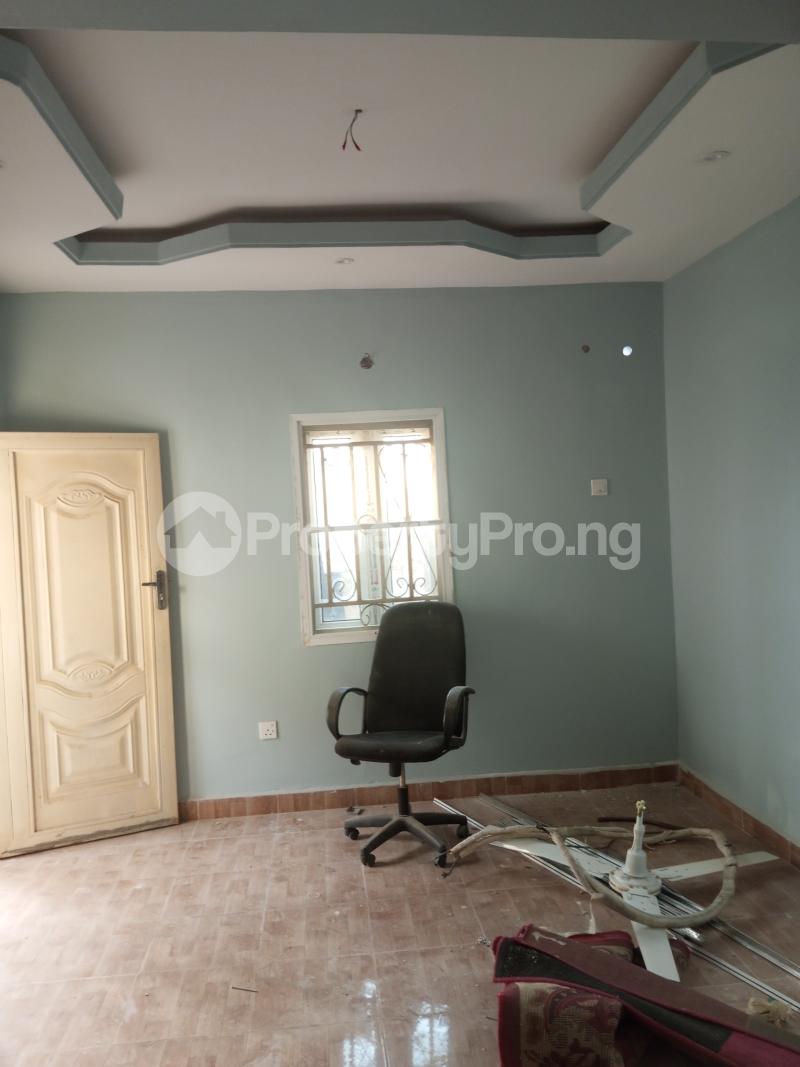 1 Bedroom Flat / Apartment in Lugbe Abuja Flat / Apartment for rent