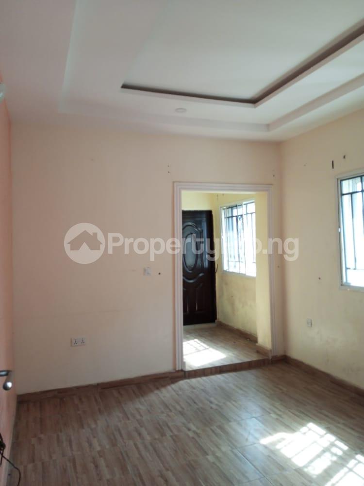1 Bedroom Flat / Apartment in Lugbe Abuja Flat / Apartment for rent