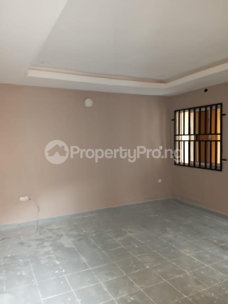 1 Bedroom Flat / Apartment in Lugbe Abuja Flat / Apartment for rent
