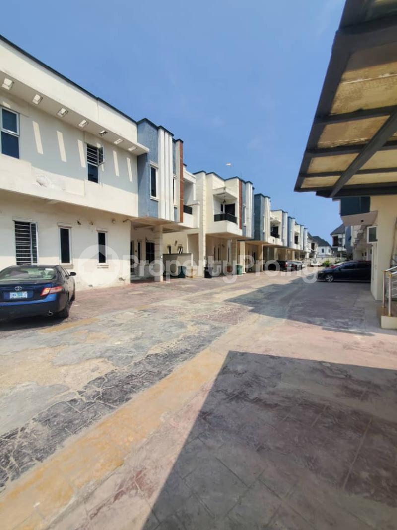 1 bedroom Flat / Apartment for rent orchid Lekki Lagos