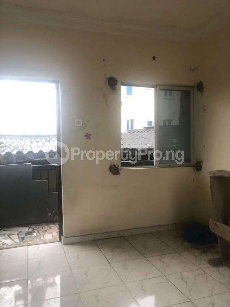 Flat / Apartment in Alagomeji Yaba Lagos Flat / Apartment for rent in