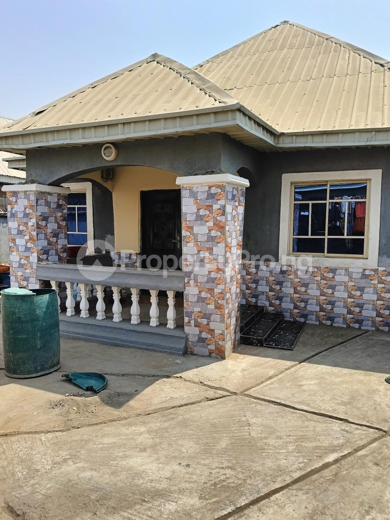 4 bedroom House for sale Runji Zuba Before The Bridge Along Kubwa Express Way Dei-Dei Diplomatic Zones Abuja