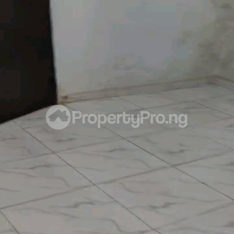 2 bedroom House for rent Adekunle Old Yaba Road Yaba Yaba Lagos