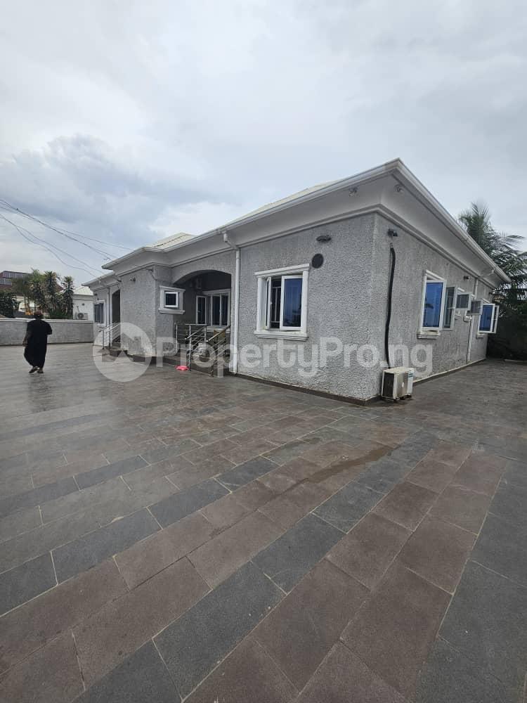 2 bedroom House for rent Along Von Garden Estate Road Lugbe Abuja