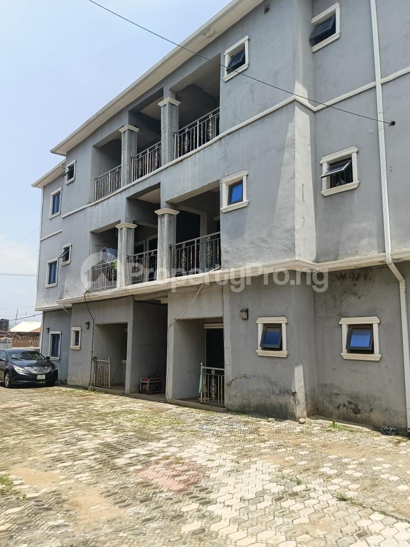 2 bedroom House for rent Arab Road (close To The Tarred Road) Kubwa Abuja