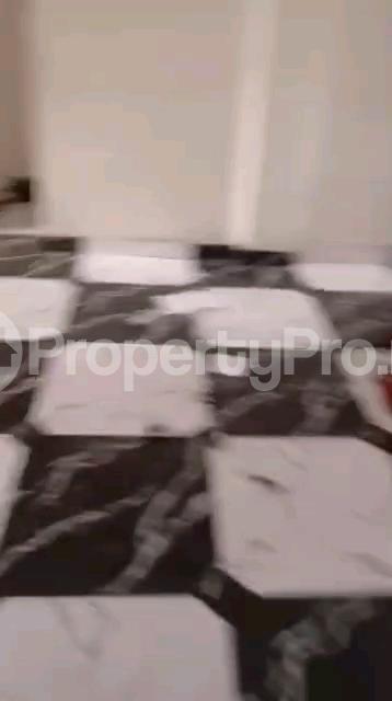2 bedroom House for rent Adekunle Yaba Lagos