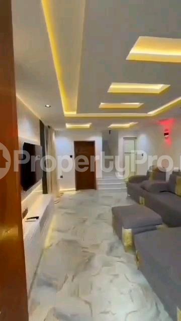 2 bedroom Flat / Apartment for rent Off Pedro Road, Shomolu, Lagos Shomolu Shomolu Lagos
