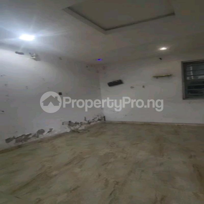 2 bedroom Flat / Apartment for rent Alagomeji Yaba Lagos