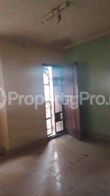 2 bedroom Flat / Apartment for rent Alagomeji Olonode Shomolu Lagos