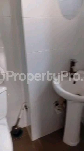 2 bedroom House for rent Mende Maryland Lagos