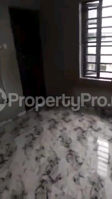 2 bedroom House for rent Adekunle Yaba Lagos