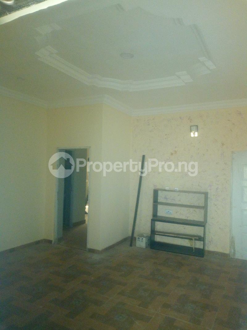 2 bedroom House for rent Phase 2 Alalubosa Ibadan Oyo