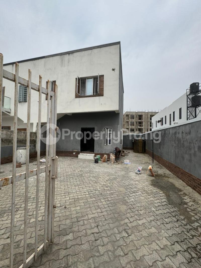 2 bedroom House for rent  Ologolo Lekki Lagos
